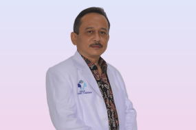 dr. Ismet Hidayat, Sp.PK